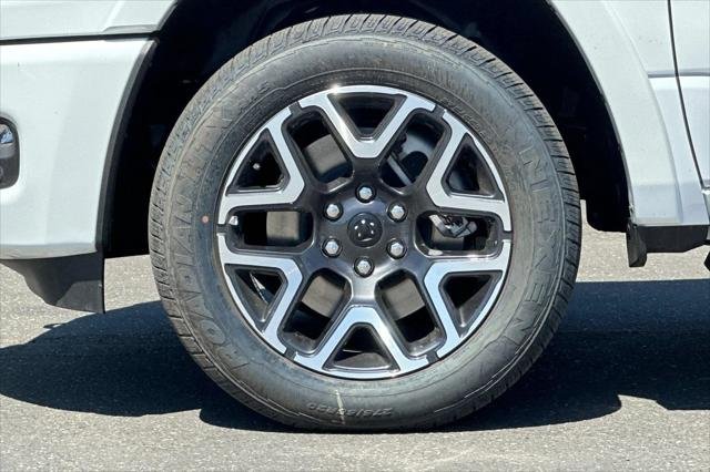 New 2026 Bright White Clear-Coat Exterior Paint RAM LARAMIE image 24