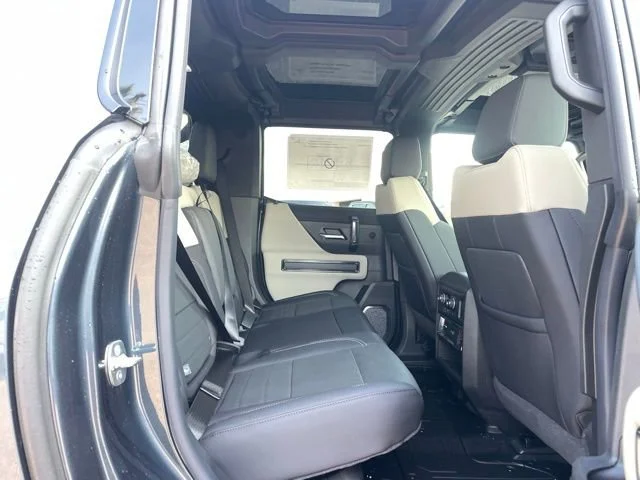 2026 GMC HUMMER EV 2X - Photo 19