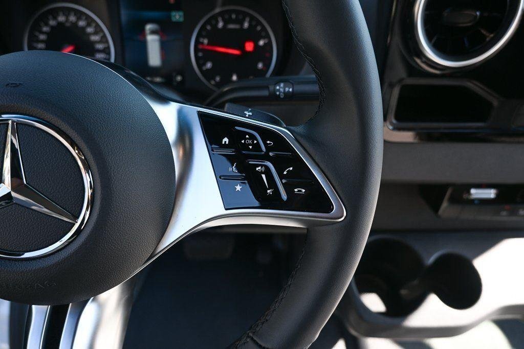 New 2026 Arctic White Mercedes-Benz  image 12