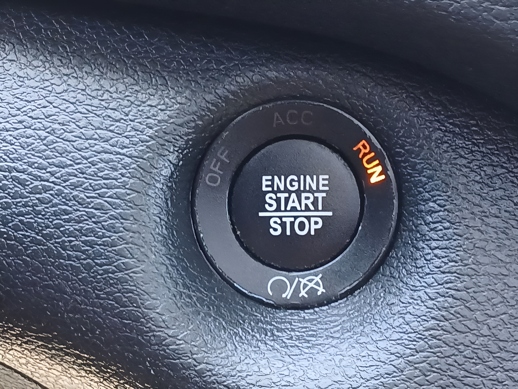 Used 2021 Red Jeep Limited image 17