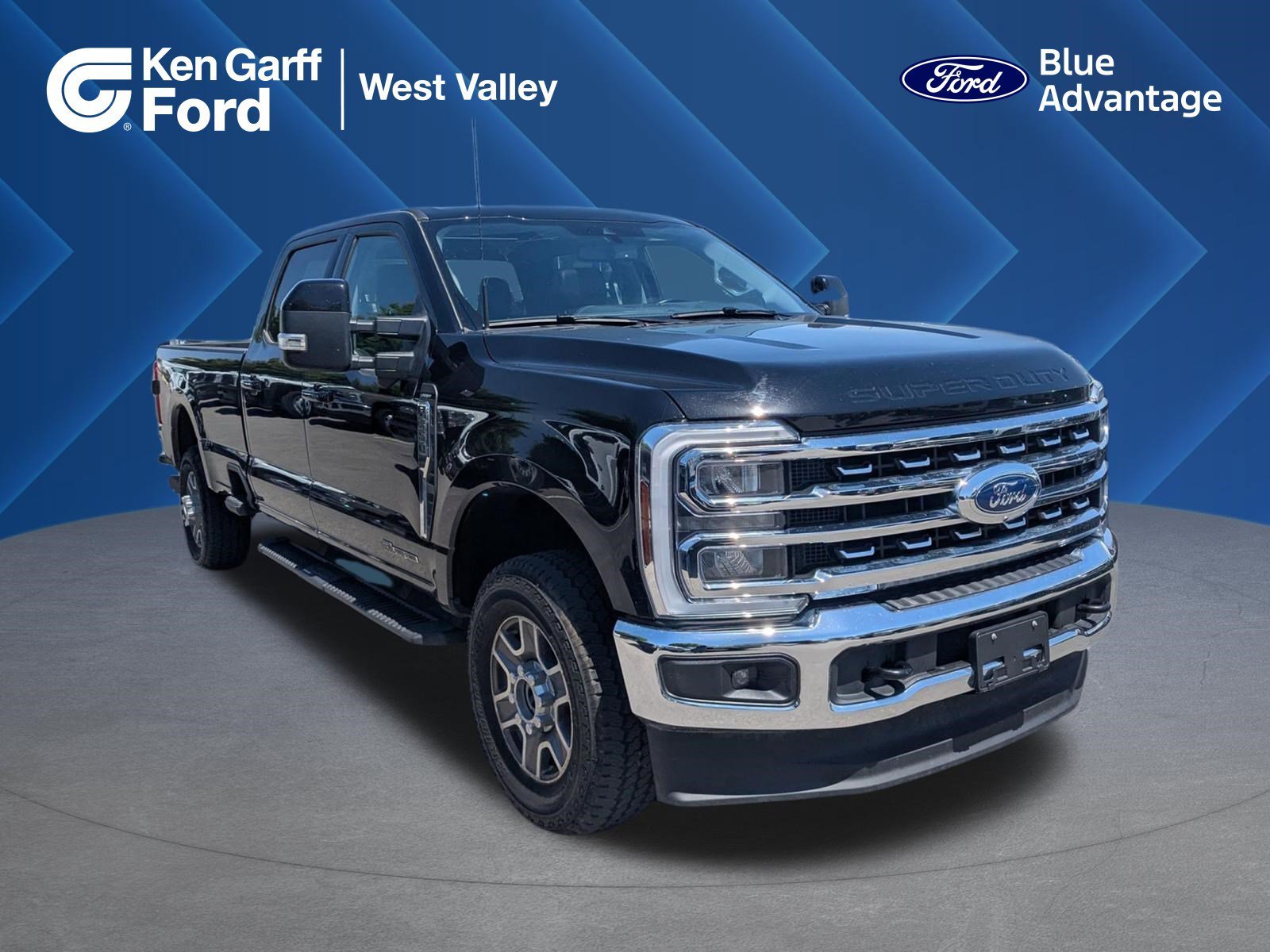 2025 Ford F-350 Lariat 4x4 Crew Cab 176 in SRW's photo