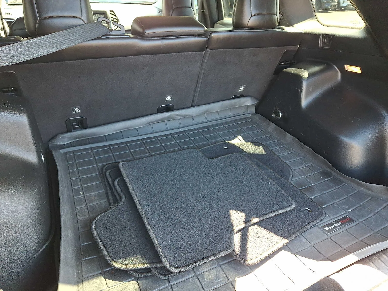 Used 2021 Slate Blue Pearlcoat Jeep Latitude Lux image 30