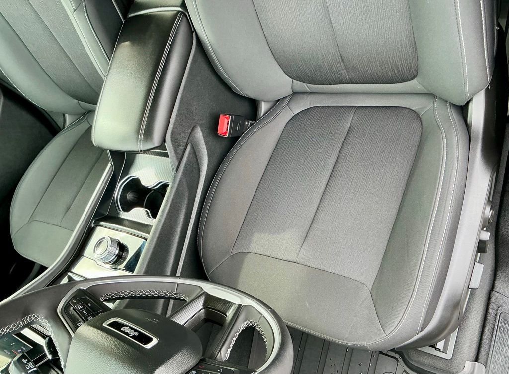 2025 Jeep Grand Cherokee L Laredo - Photo 40