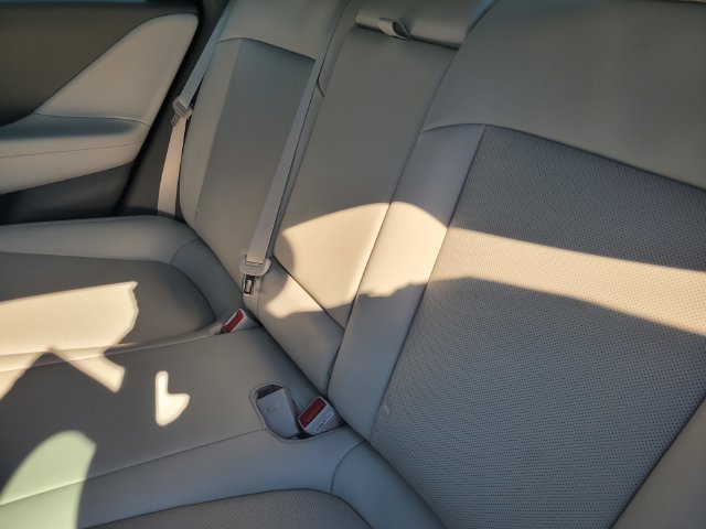 Certified Used 2023 Silver Hyundai SEL image 15