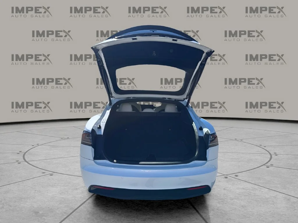 Used 2023 White Tesla Plaid image 27