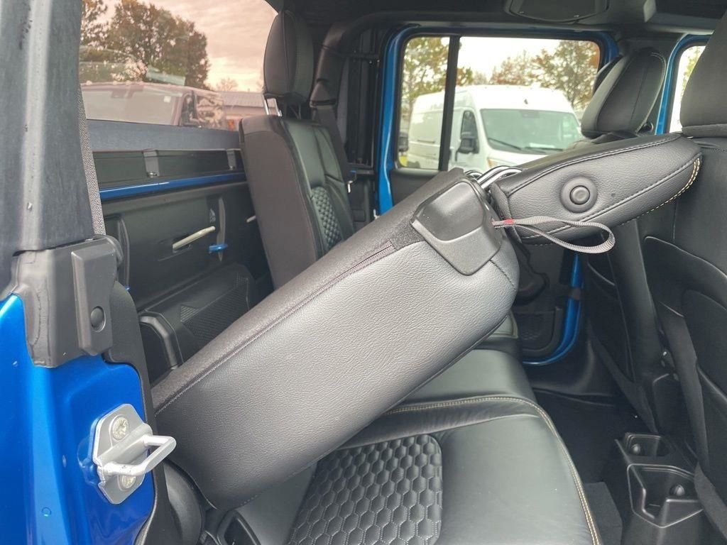 New 2026 Hydro Blue Pearlcoat Jeep Sport S image 34