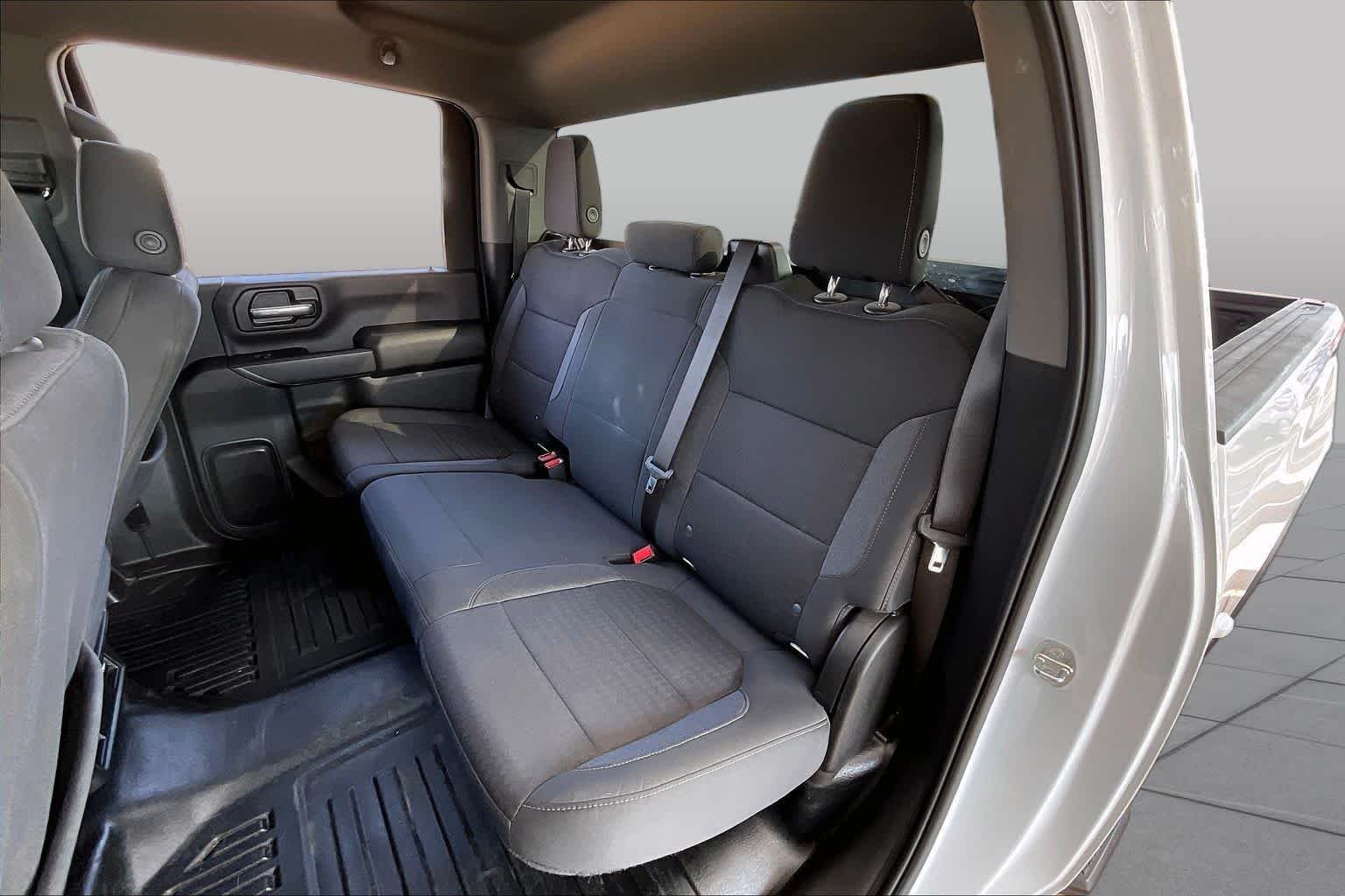Used 2023 Summit White Chevrolet LT image 18