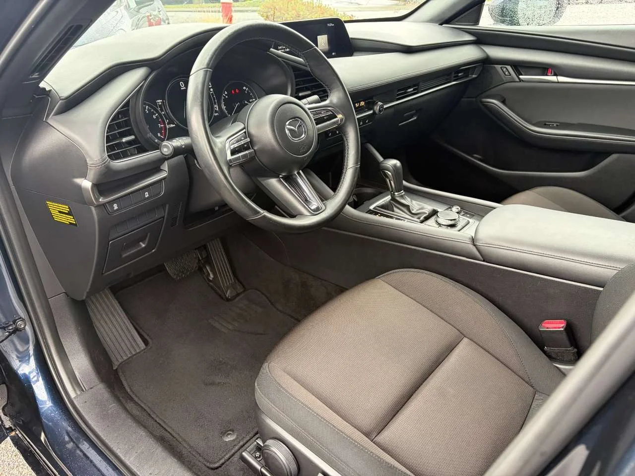 Used 2021 Deep Crystal Blue Mica Mazda GS at Hatchback! Fun to drive. Reliable! Finance available. Check it out image 17