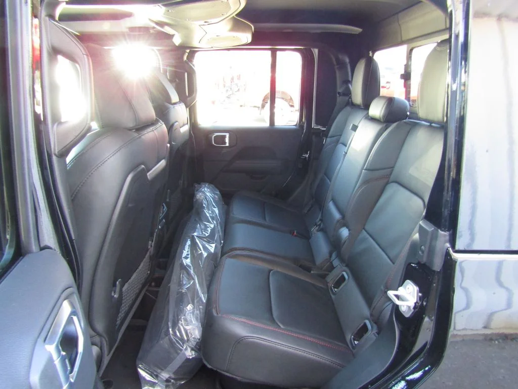 New 2026 Black Clearcoat Jeep Rubicon X image 32