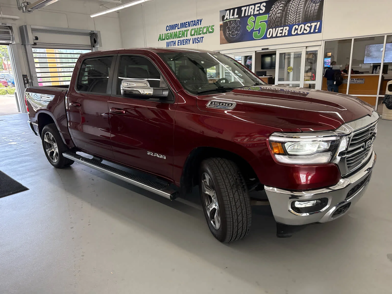 Used 2024 Delmonico Red Pearlcoat Ram Laramie image 3