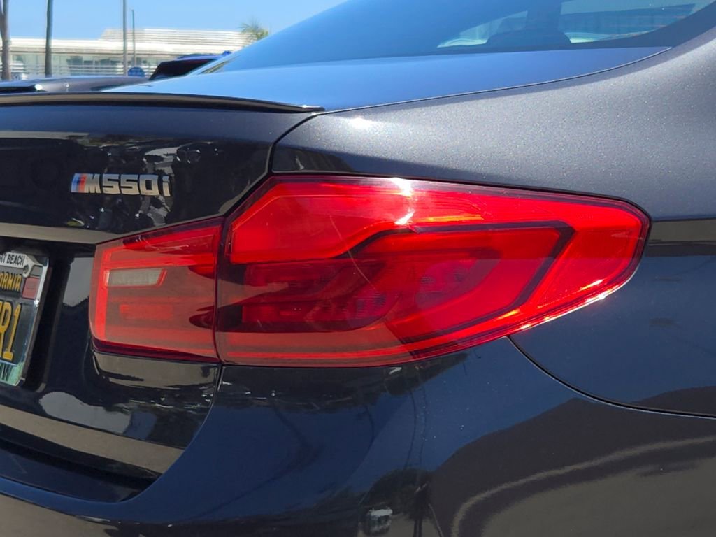Used 2018 Dark Graphite Metallic BMW M550i xDrive image 4