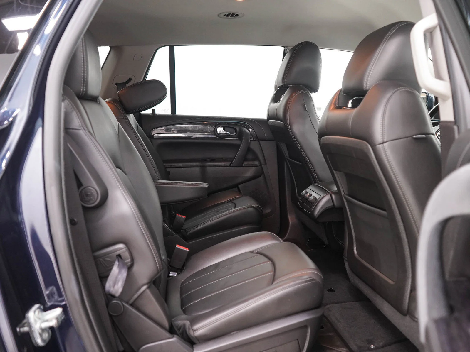 Used 2017 DARK SAPPHIRE BLUE METALLIC Buick Leather image 12