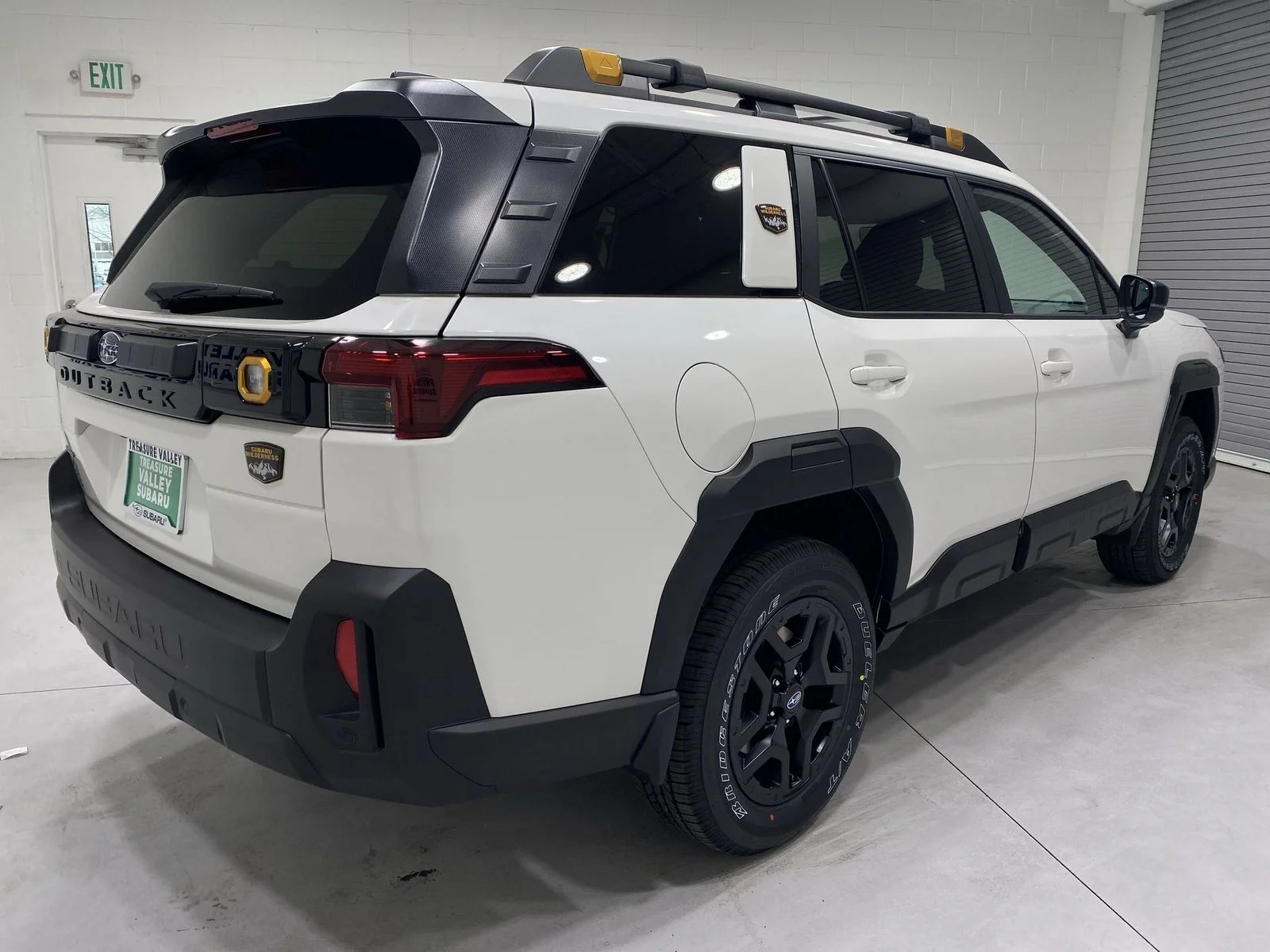 New 2026 CRYSTAL WHITE PEARL Subaru Wilderness image 8