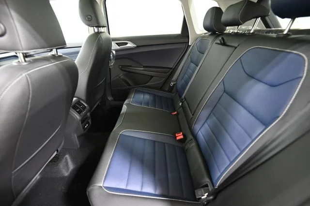 New 2026 Gray Volkswagen 1.5T SEL image 9