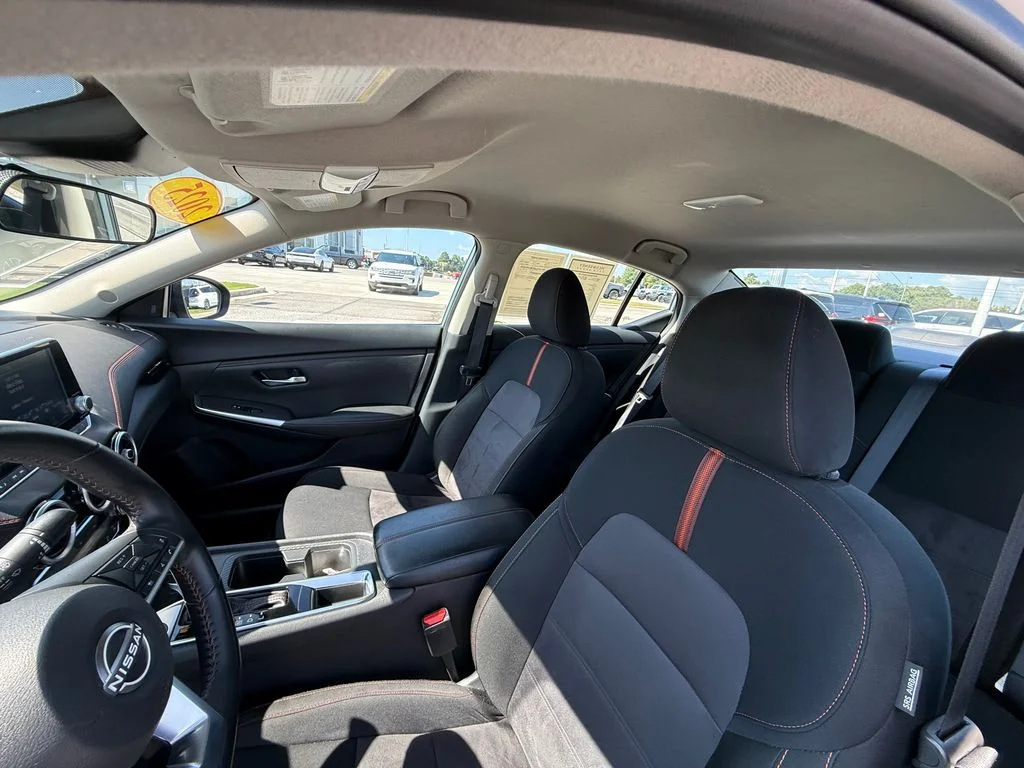 Used 2025 Gray Nissan SR image 23