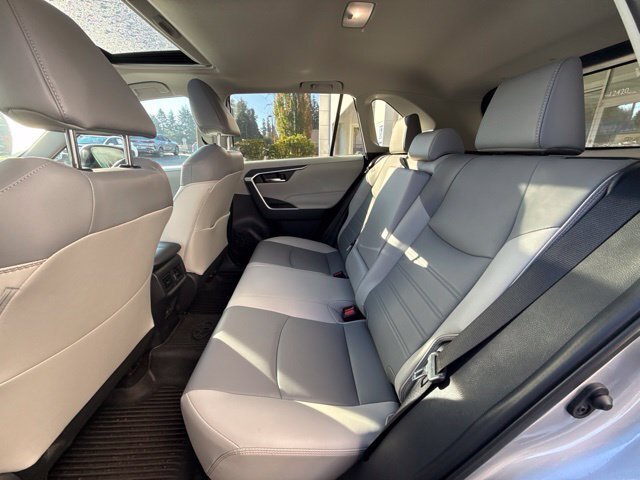 Used 2024 Silver Sky Metallic Toyota XLE Premium image 8