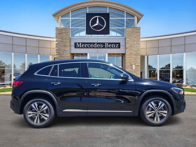New 2026 Night Black Mercedes-Benz GLA 250 image 5