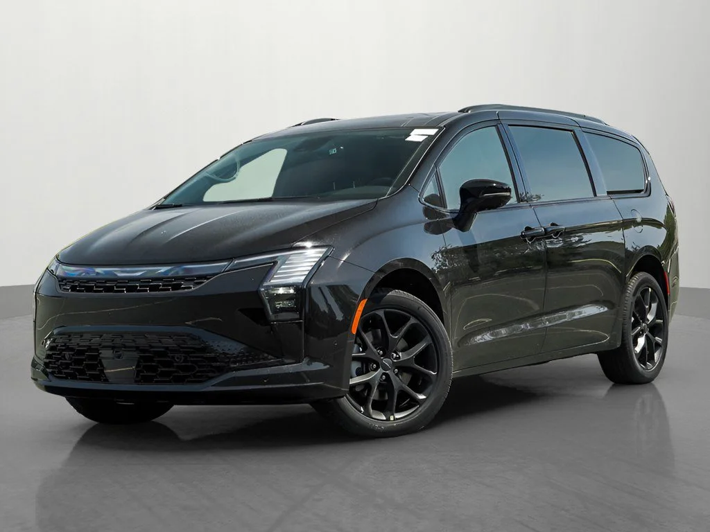 2027 Chrysler Pacifica Limited AWD's photo