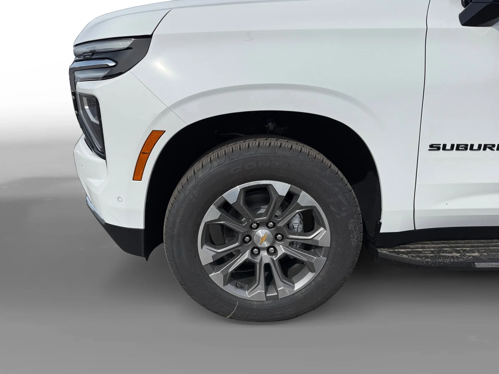 2026 Chevrolet Suburban LT - Photo 9