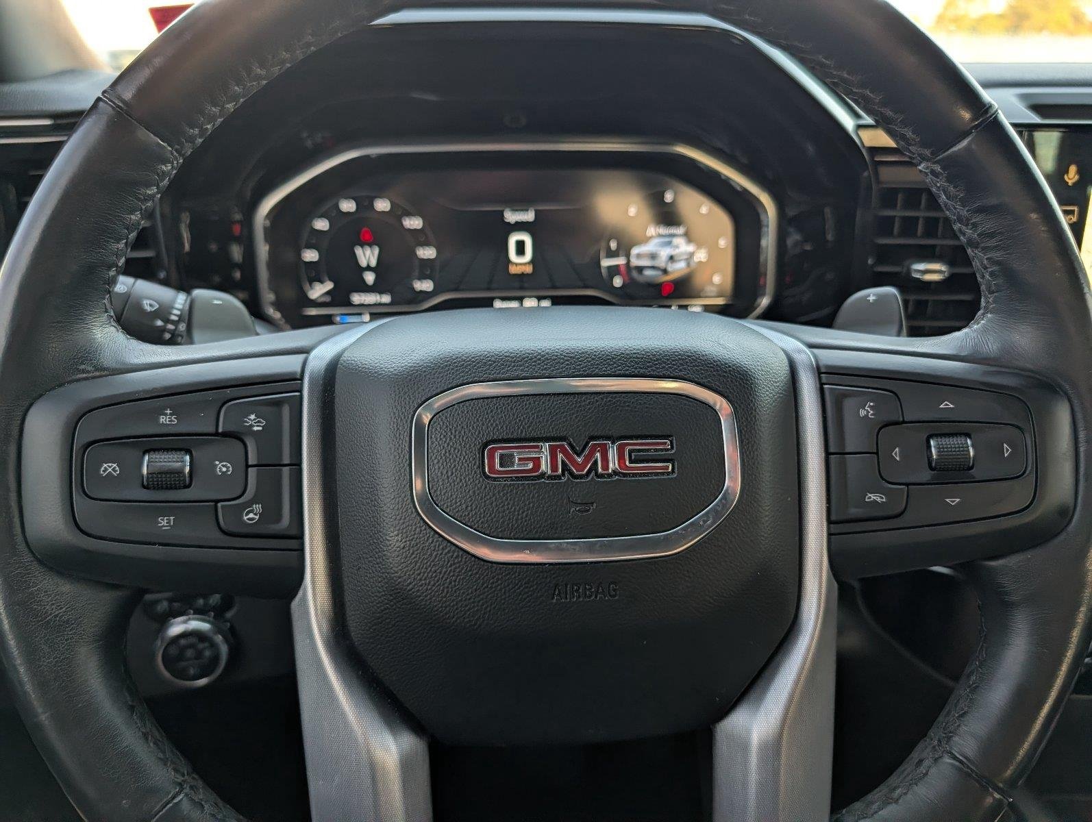 2023 GMC Sierra 1500 SLT - Photo 24