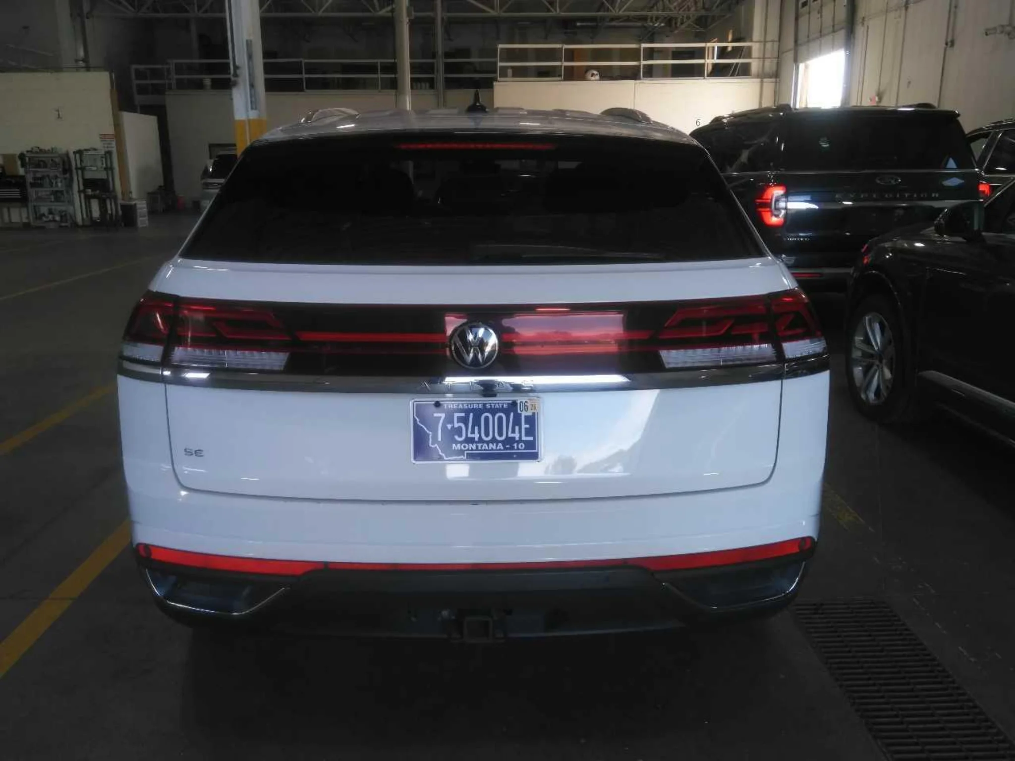 Used 2024 Aurora Red Metallic Volkswagen 2.0T SE w/Technology image 5