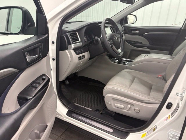 Used 2017 White Toyota Limited image 16