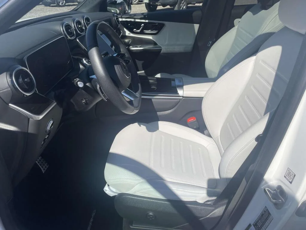 Certified Used 2024 Polar White Mercedes-Benz GLC 300 image 16
