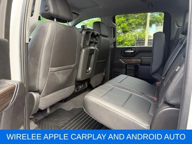 Used 2022 White Chevrolet LT image 8