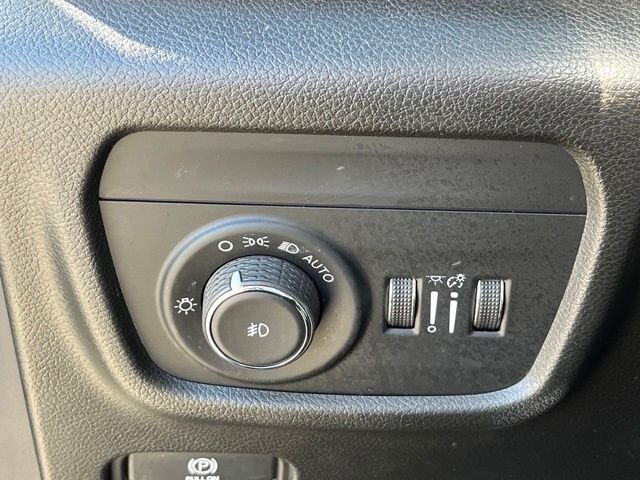 Used 2021 Black Jeep Summit image 24
