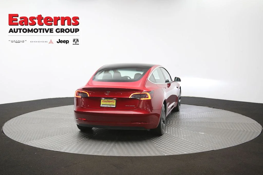 Used 2018 Red Tesla Long Range image 33