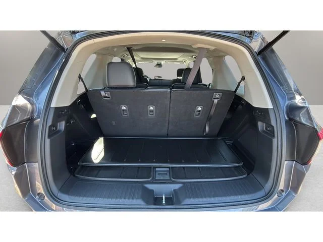 Used 2025  Honda Touring image 32