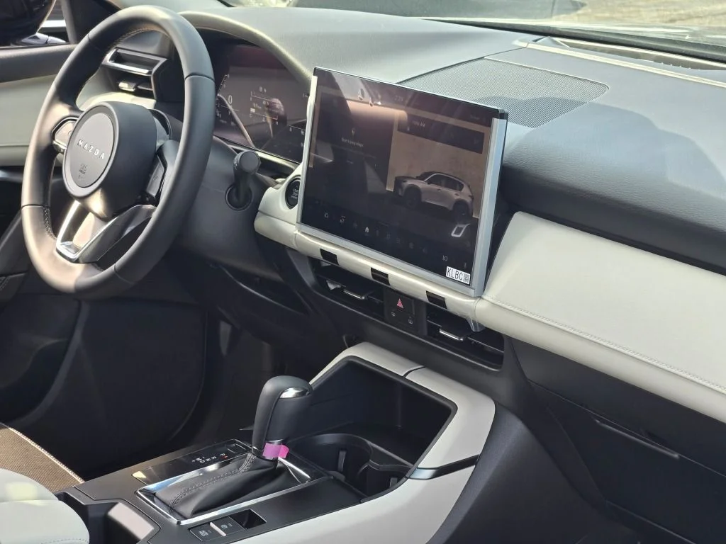 New 2026 Black Mazda 2.5 S Select image 7