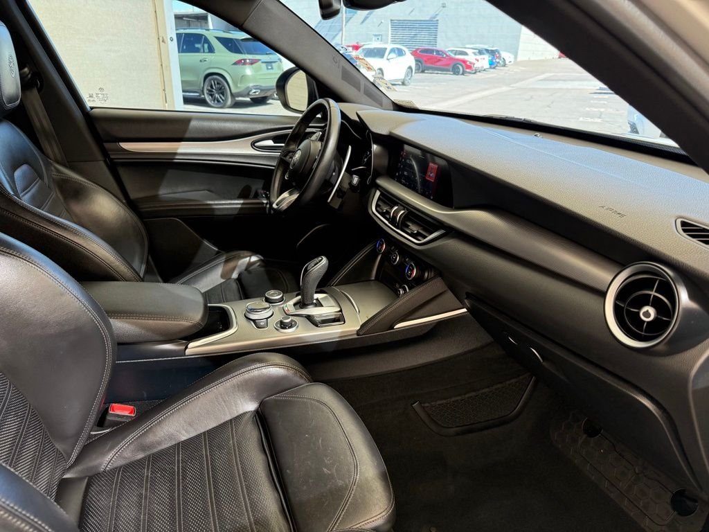 Used 2021 Silverstone Gray Metallic Alfa Romeo Ti Sport image 12
