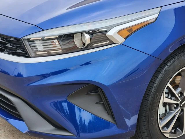 Used 2024 Blue Kia LXS image 8