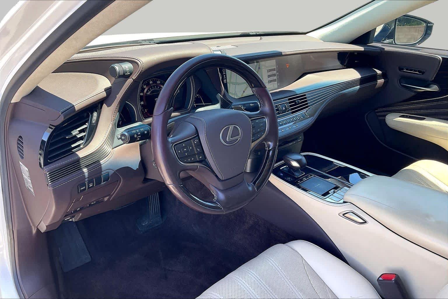 2018 Lexus LS Base - Photo 16