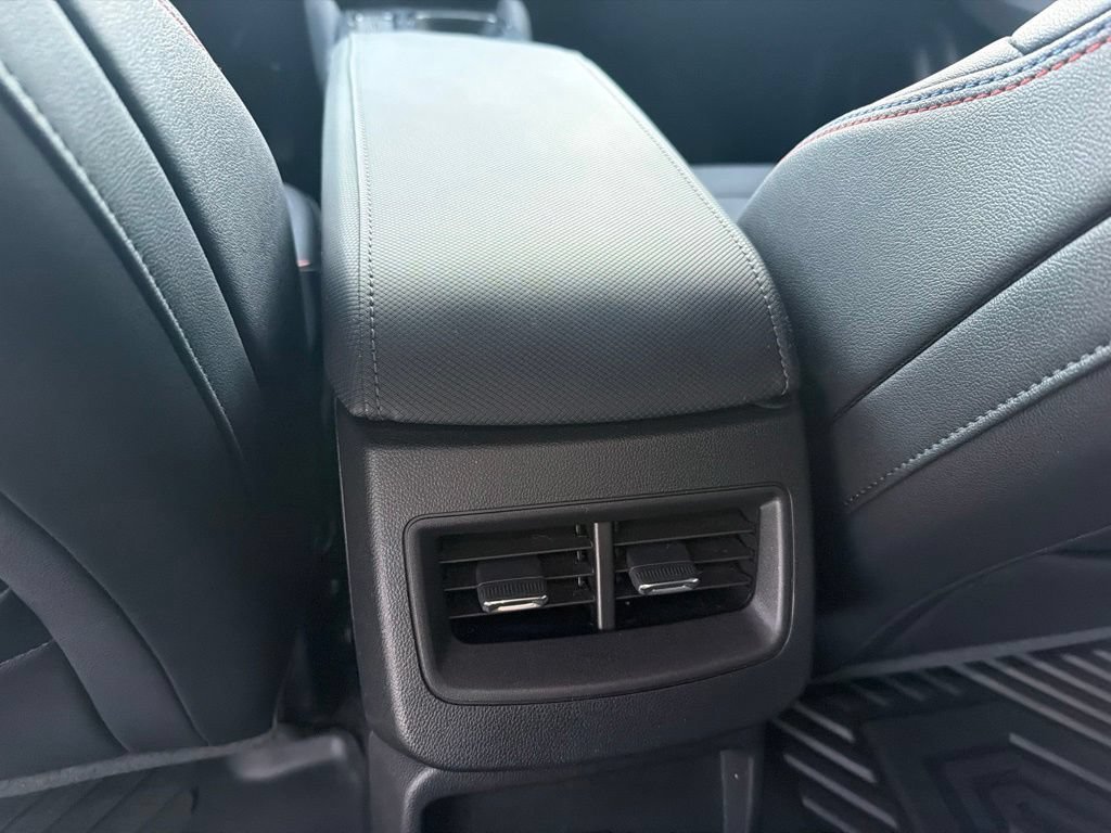 2025 Chevrolet Equinox EV RS - Photo 6