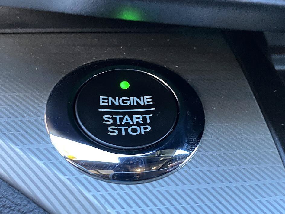 Used 2020 Magnetic Ford XLT image 6