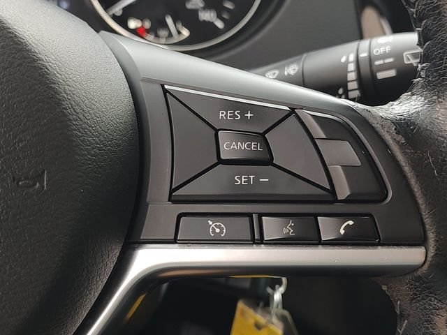 Used 2020 White Nissan S image 20