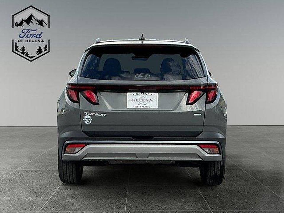 Used 2025 Hampton Gray Hyundai Preferred AWD image 4