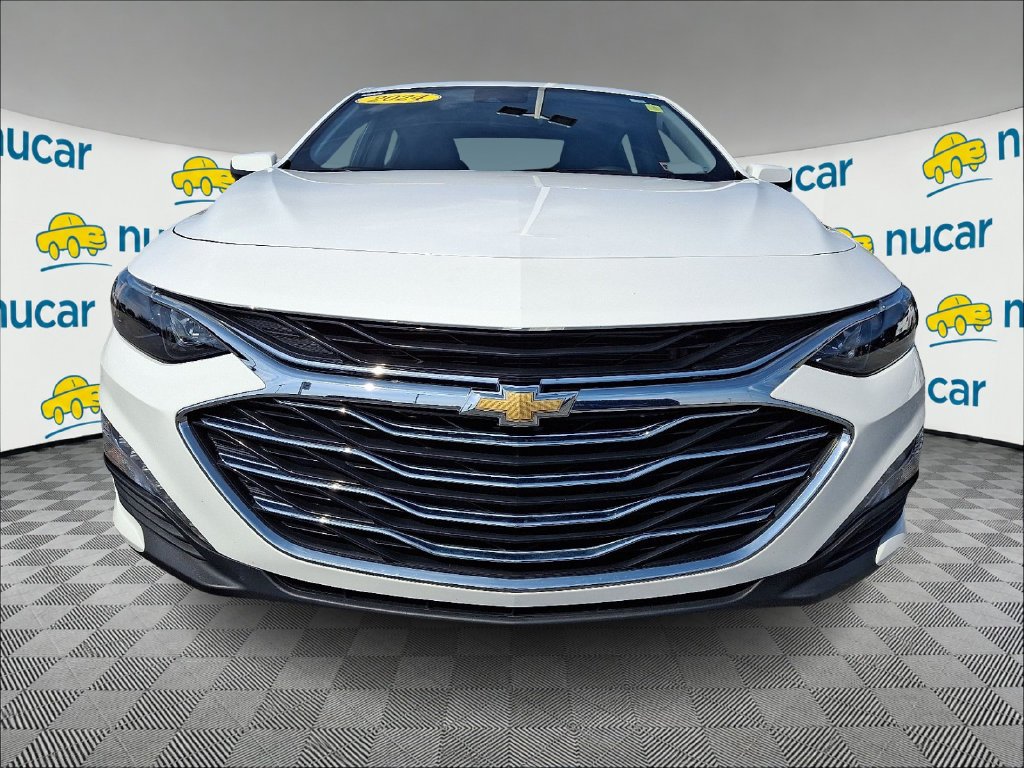 Used 2024 White Chevrolet LT image 2
