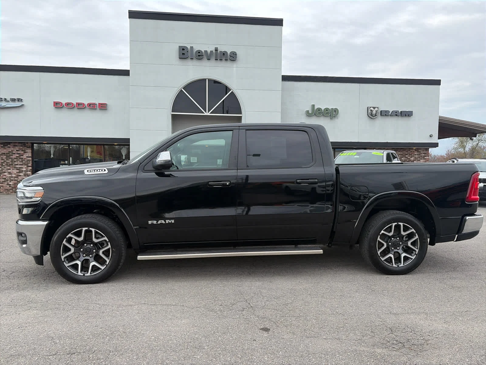 Photo 1