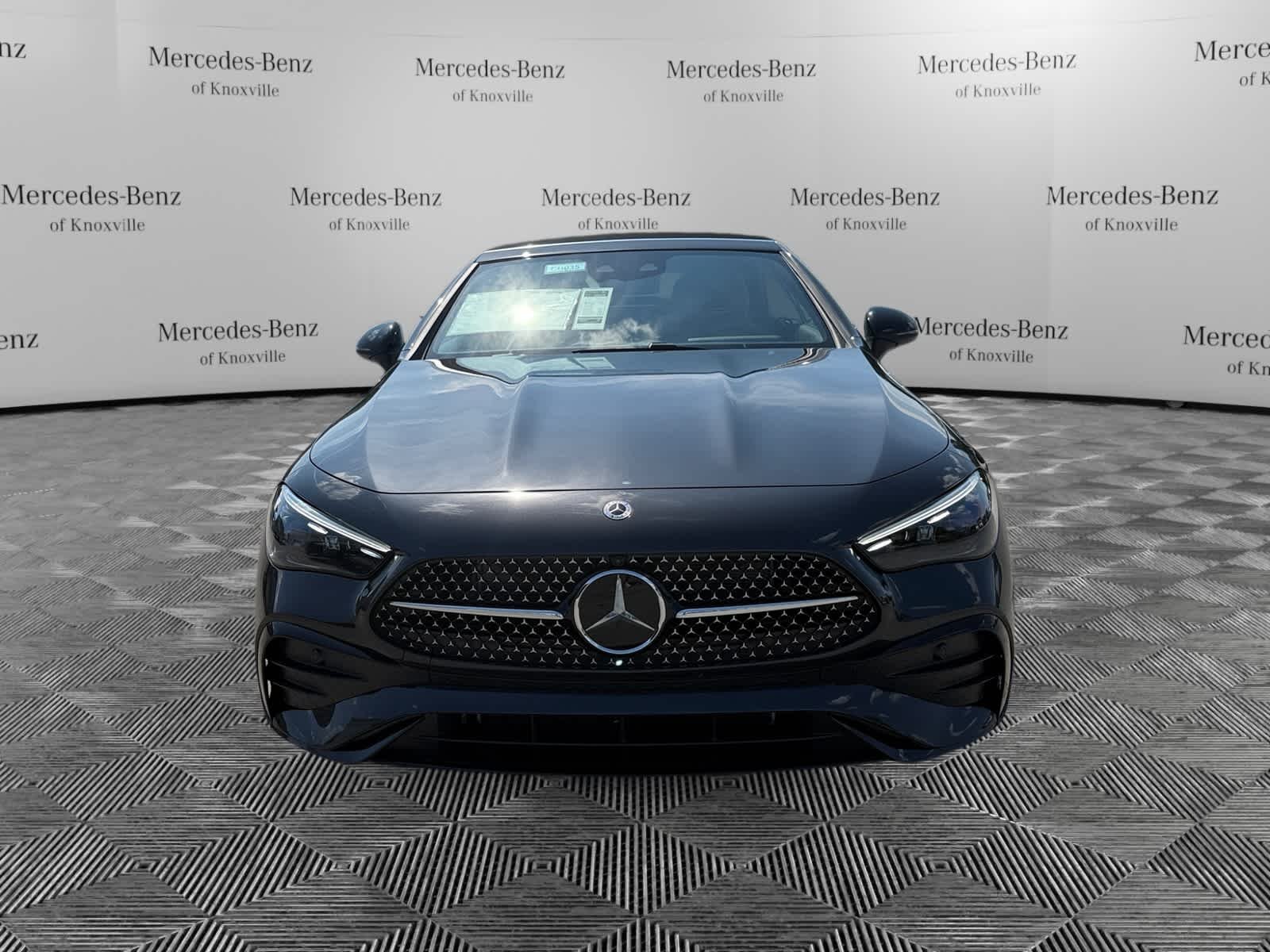 New 2027 Graphite Grey Metallic Mercedes-Benz CLE 450 image 8