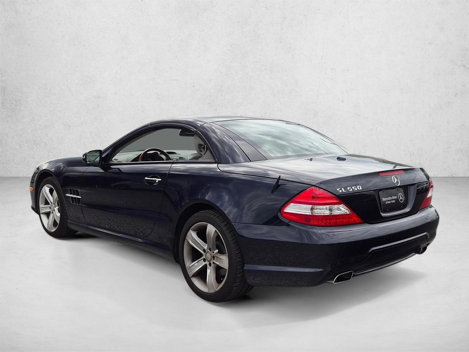 Used 2009 Capri Blue Metallic Mercedes-Benz V8 image 7