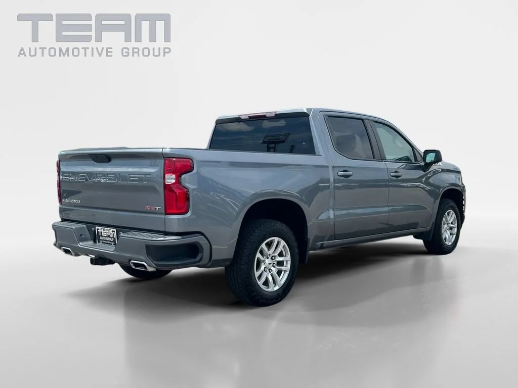 Used 2021 SATIN STEEL METALLIC Chevrolet RST image 7