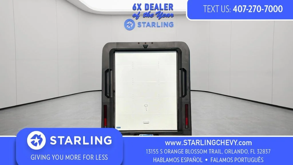 Used 2024 Oyster White BrightDrop EJY image 8