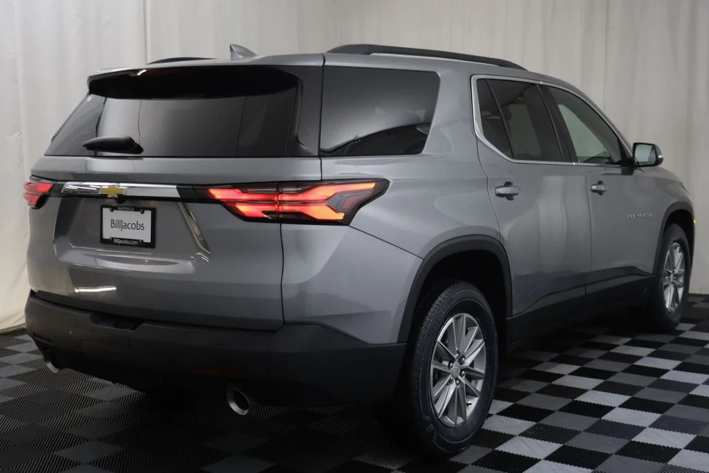 Used 2023 Sterling Gray Metallic Chevrolet LT image 17