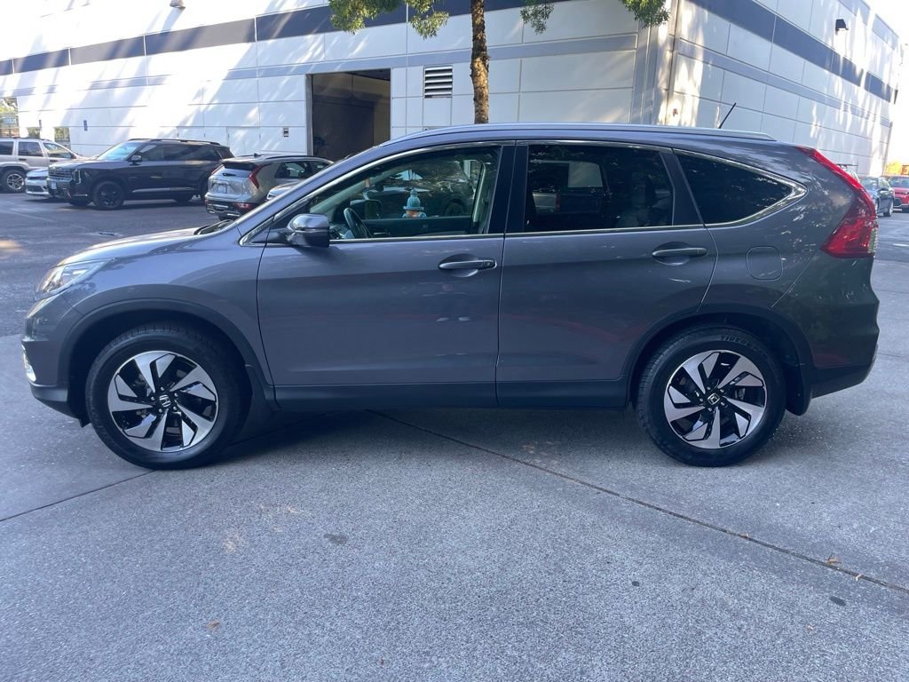 Used 2016 Modern Steel Metallic Honda Touring image 5