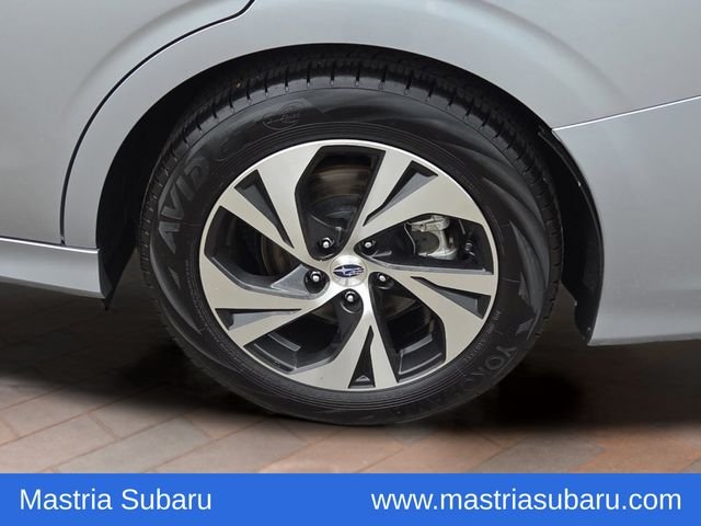 Used 2025 Ice Silver Metallic Subaru Premium image 25
