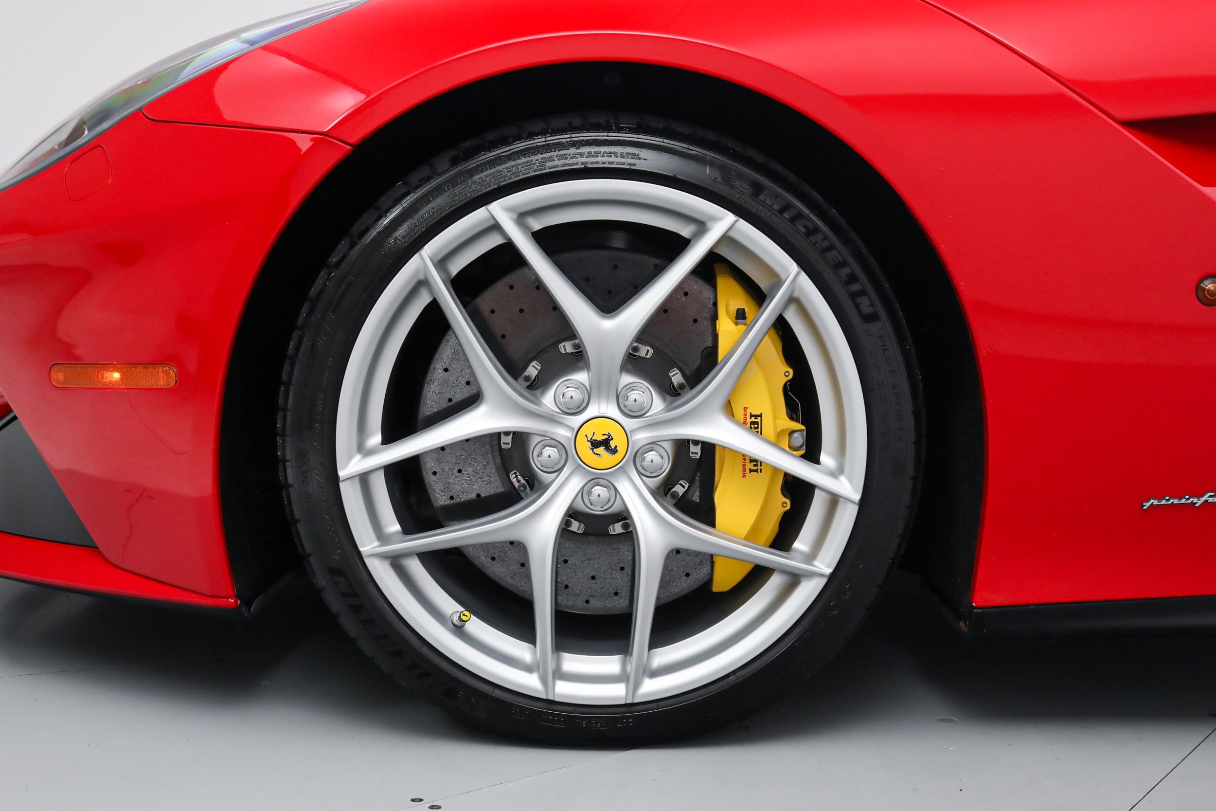 Used 2016 Red Ferrari  image 37