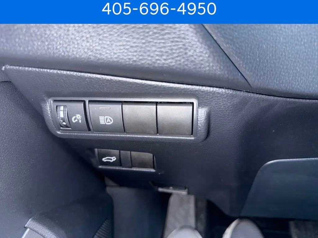 Pre-Owned 2025 Toyota Corolla Cross XLE
